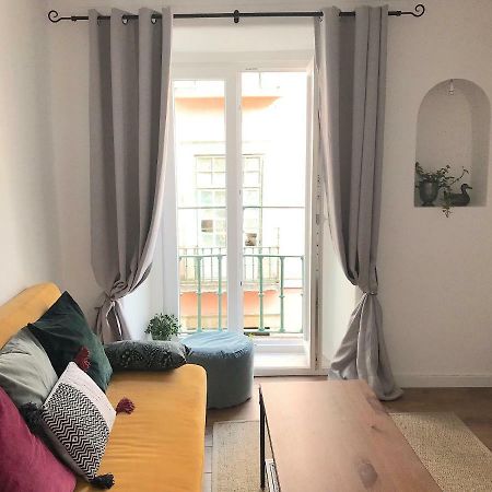 Appartamento Gorgeous Bairro Alto Lisbona Esterno foto